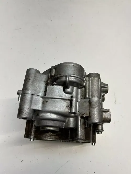 2017 17 Yamaha Ttr110e TTR 110 E OEM GOOD! Crankcase Case Cases Engine Motor