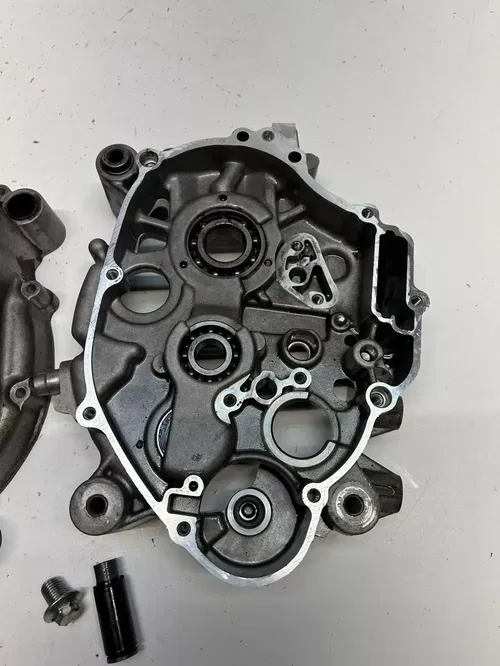 2017 17 Yamaha Ttr110e TTR 110 E OEM GOOD! Crankcase Case Cases Engine Motor