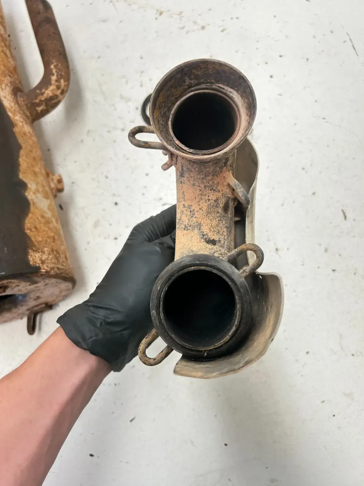 10 2010 Polaris Ranger 800 XP 4x4 OEM Exhaust Muffler Pipe Silencer Spring Cover