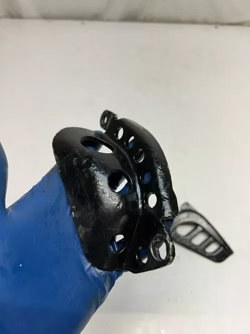 1998 98 YAMAHA YZ400F yz 400 f Sprocket Cover Chain Guard Skid Plate Bash Guard