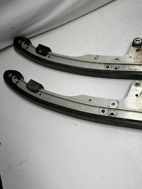 2004 04 Ski-doo Summit 800 Highmark 151" OEM LOT GOOD Skid Rails Adjuster Rubber