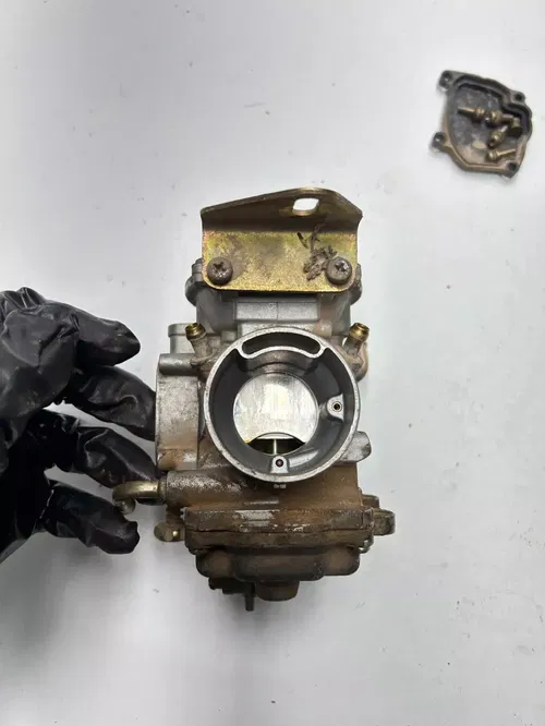 2006 06 Polaris Trail Boss 330 2x4 OEM NICE Carburetor Carb Body Bowl Jet Slide