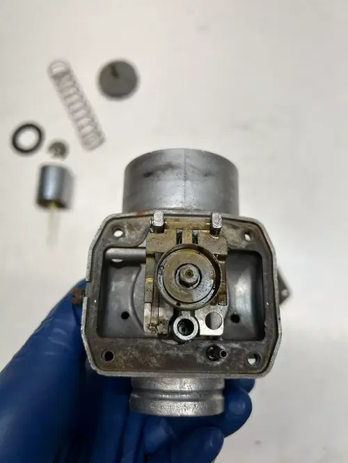 1985 85 HUSQVARNA WR125 wr 125 OEM Carb Carburetor Bowl Float Jet Free Ship ￼