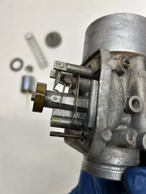 1985 85 HUSQVARNA WR125 wr 125 OEM Carb Carburetor Bowl Float Jet Free Ship ￼