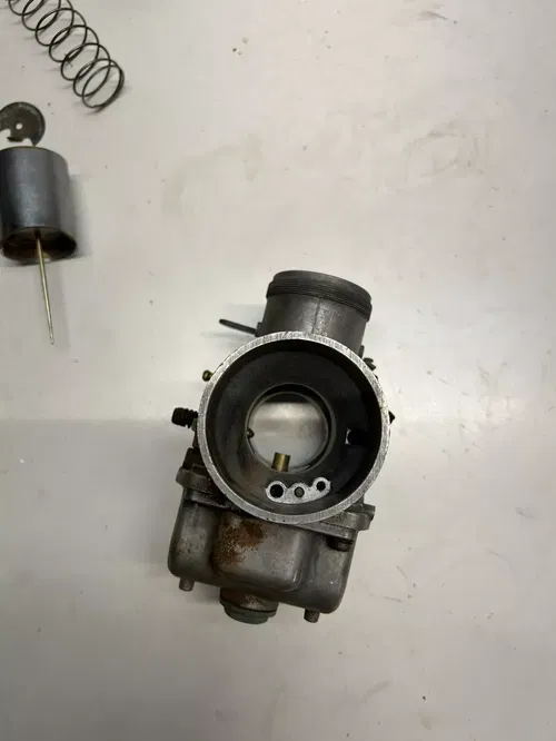 1985 85 HUSQVARNA WR125 wr 125 OEM Carb Carburetor Bowl Float Jet Free Ship ￼