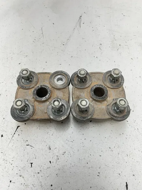 06 2006 Polaris Trail Boss 330 2x4 OEM Rear Wheel Hub Hubs Lug Nuts L R