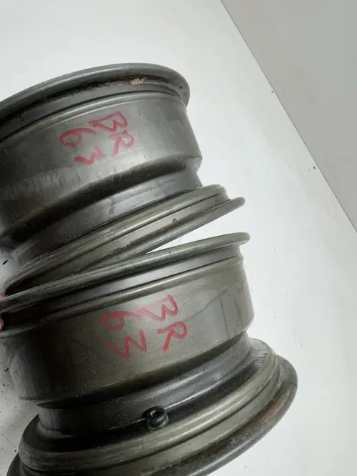 2006 06 Yamaha Bruin 350 YFM350 2x4 OEM LOT Front Wheel Rim Rims 12x6