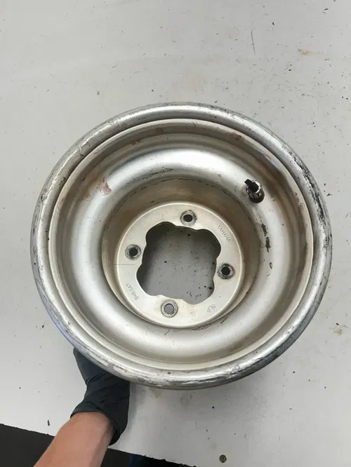 05 2005 Yamaha YFZ450R Yfz 450 r OEM Rear Back Wheel Rim 9 X 8.5 READ DESCRIPTIO