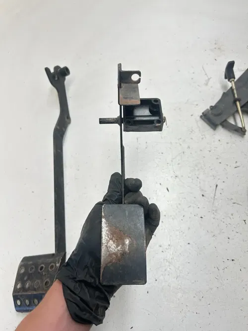 02 2002 Polaris Ranger 500 4x4 OEM STRAIGHT Brake Throttle Parking Brakes Pedals