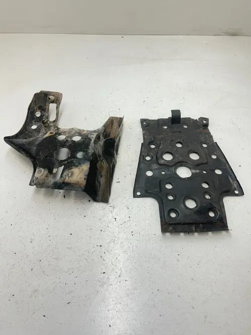 86 1986 Honda Fourtrax TRX200SX Trx 200 Sx OEM Skid Plate Bash Engine Swingarm
