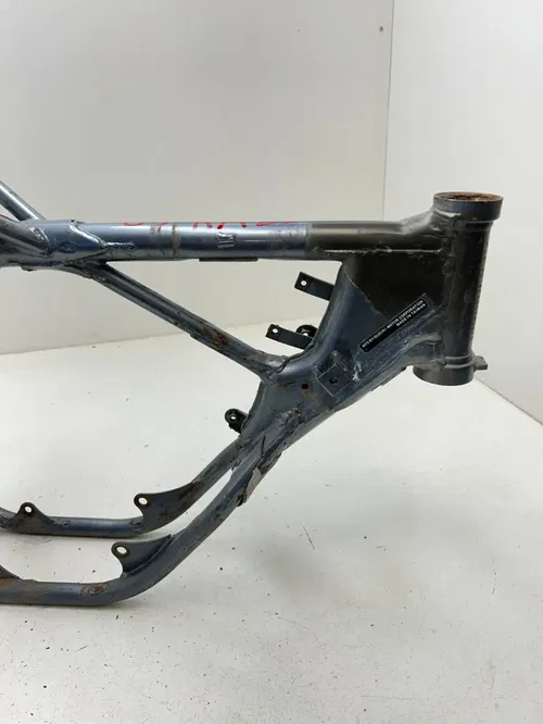 03 2003 Suzuki rm85 RM 85  Main Frame Body Assembly Chassis BOS! READ DESCRIPTIO