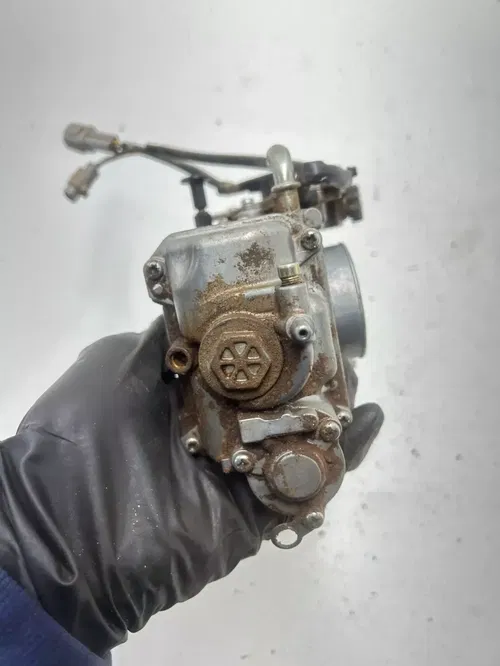 06 2006 Yamaha YFZ450 yfz 450 OEM Carb Carburetor Bowl Body Jet Float