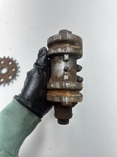 1995 95 Polaris Magnum 425 4x4 OEM Middle Sprocket Drive Shaft Gear Carrier Jack