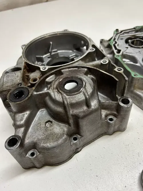 2002 02 Honda Xr200r xr 200 r GOOD Case Cases Crankcase Engine Motor L R