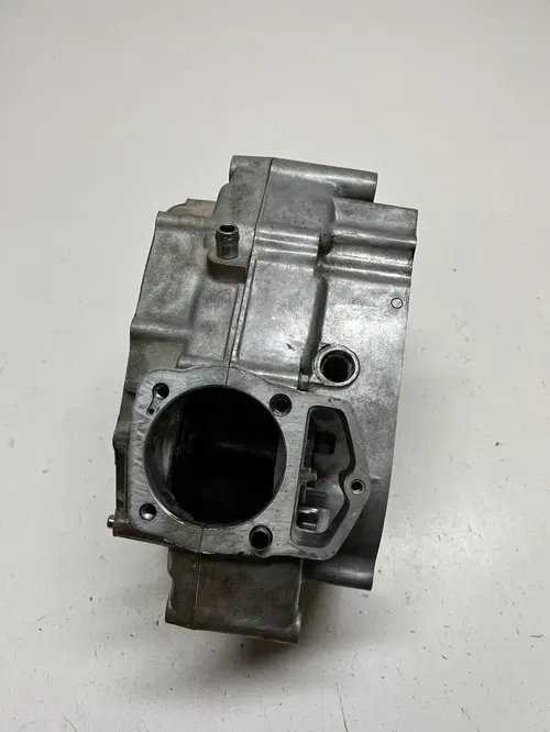 2002 02 Honda Xr200r xr 200 r GOOD Case Cases Crankcase Engine Motor L R