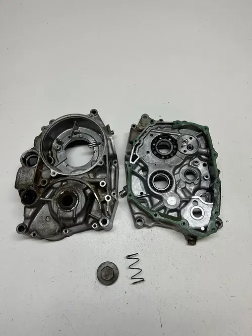 2002 02 Honda Xr200r xr 200 r GOOD Case Cases Crankcase Engine Motor L R