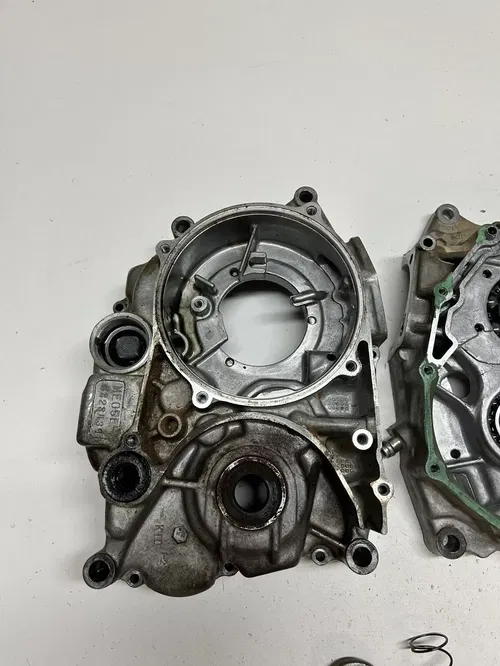 2002 02 Honda Xr200r xr 200 r GOOD Case Cases Crankcase Engine Motor L R