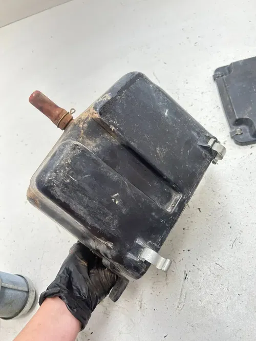 03 2003 Honda Foreman 450 TRX450FM OEM Air Box Filter Intake Airbox Lid READ