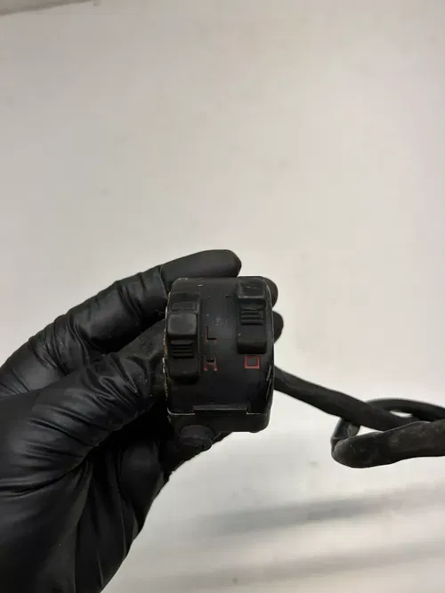 1979 79 YAMAHA IT 175 It175 OEM UNTESTED! Left Hand Control Switch Kill Light
