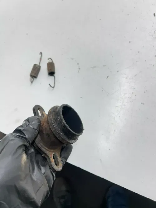 2001 01 Polaris Scrambler 400 2x4 OEM GOOD! Exhaust Muffler Silencer Port Spring