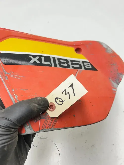 79 1979 Honda XL185S Xl 185 s OEM GOOD! Left Side Cover Shroud Airbox Lid