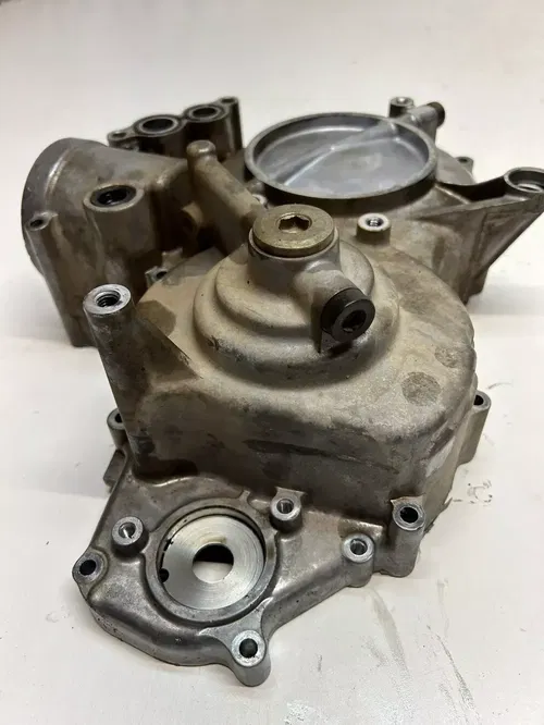 05 2005 Honda Foreman TRX 500 FGA 500fga Clutch Cover Engine Motor Case Drain