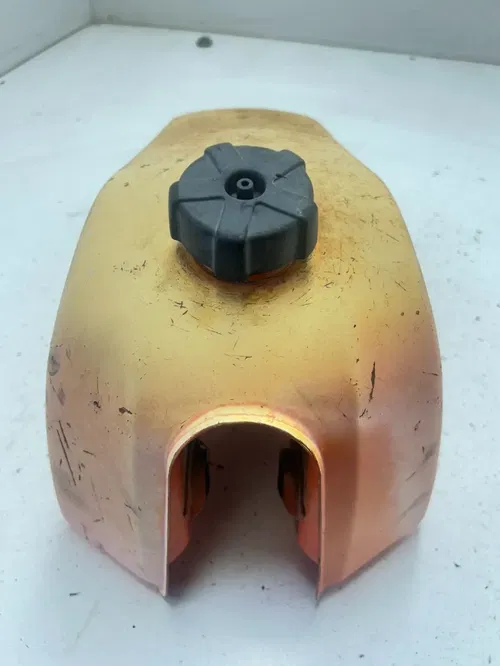 80 1980 Suzuki Ds 250 DS250 OEM GOOD! Gas Tank Fuel Cell Cap Lid FREE SHIP