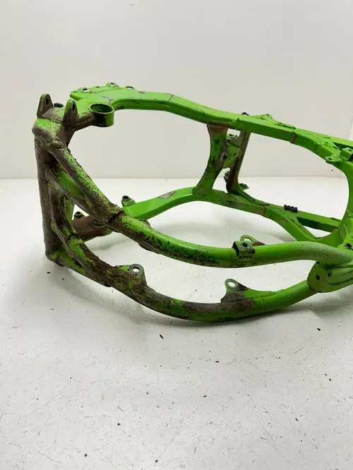 1999 99 Kawasaki KX125 Kx 125 OEM T!tl3 Main Frame Body Assembly Chassis READ