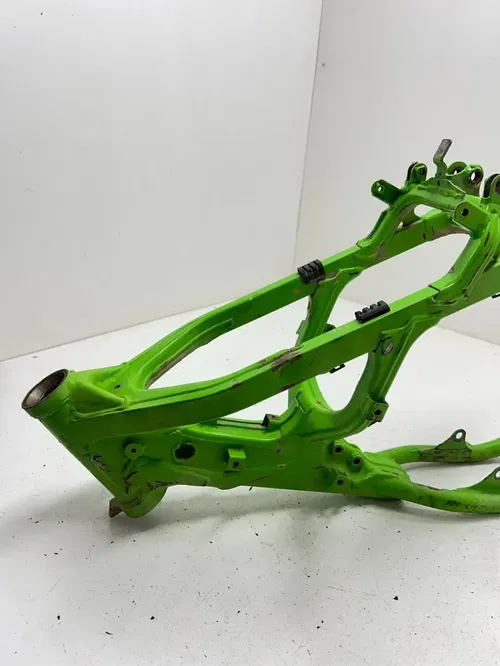 1999 99 Kawasaki KX125 Kx 125 OEM T!tl3 Main Frame Body Assembly Chassis READ