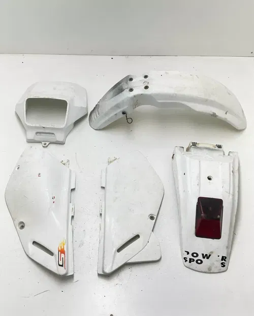 97 1997 Suzuki DR650SE Dr 650 OEM plastics fenders shroud cover plastic READ