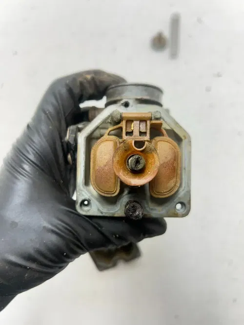 84 1984 Honda ATC 200 S atc200s OEM Carb Carburetor Bowl Body Adapter READ
