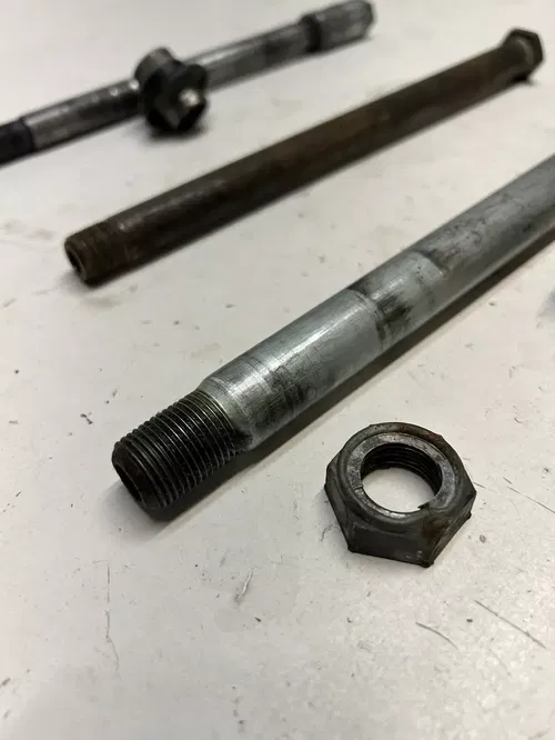 1982 82 Yamaha YZ250 yz 250 OEM Front Rear Back Axle Shaft Swing Arm Bolt Spacer