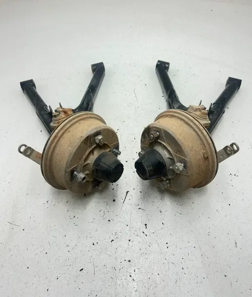 1995 95 Kawasaki Bayou KLF 220 2x4 OEM GOOD Control A Arm Arms Hubs Hub Spindle