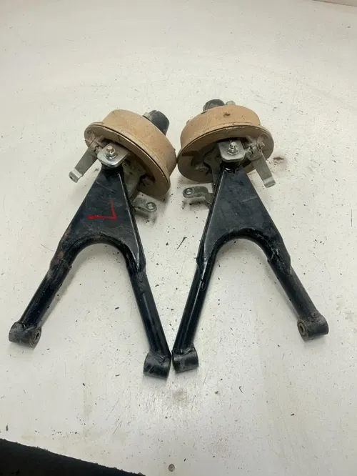 1995 95 Kawasaki Bayou KLF 220 2x4 OEM GOOD Control A Arm Arms Hubs Hub Spindle