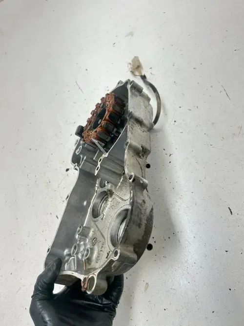 99 1999 Suzuki King Quad 300 LTF 4x4 OEM UNTESTED! Stator Ignition Cover Case