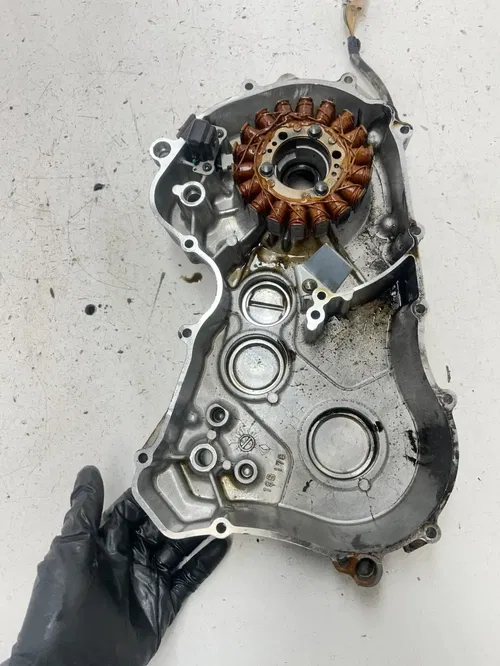 99 1999 Suzuki King Quad 300 LTF 4x4 OEM UNTESTED! Stator Ignition Cover Case