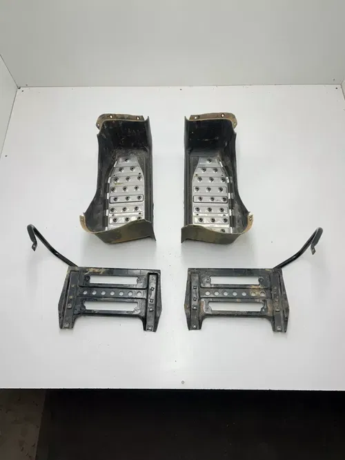 02 2002 Yamaha Breeze 125 YFA OEM GOOD Foot Pegs Wheel Wells L R Mount Bar
