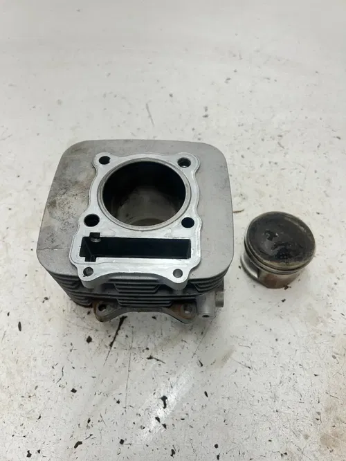 05 2005 Suzuki Quadsport LT-Z250 ltz 250 OEM Cyl Cylinder Piston Jug Barrel READ