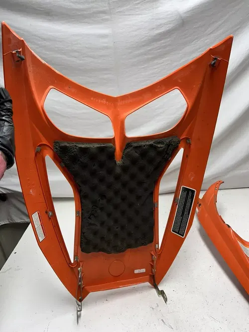 2004 04 Ski-doo Summit 800 Highmark 151" OEM NICE! Front Hood Tank Cover Plastic