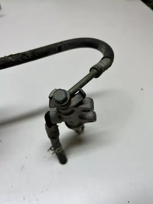 2004 04 Yamaha raptor 660 UNTESTED Frint brake caliper line rear master cyl line