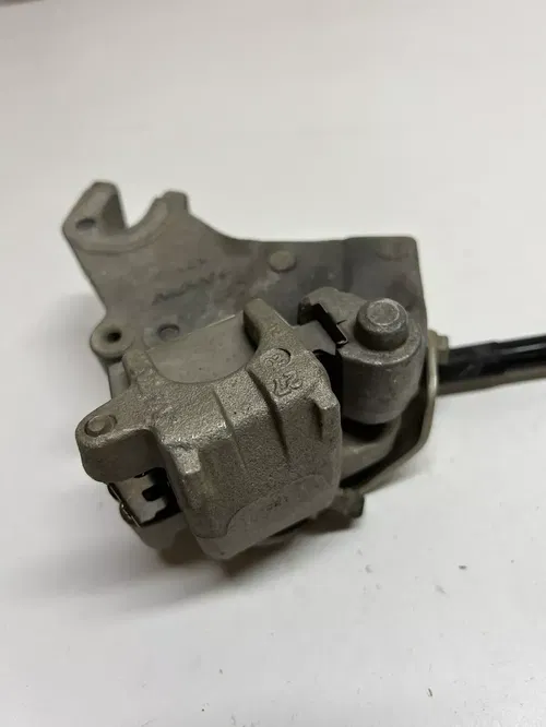 96-04 Honda XR250R xr 250 r GOOD! rear back brake caliper master cyl line mount