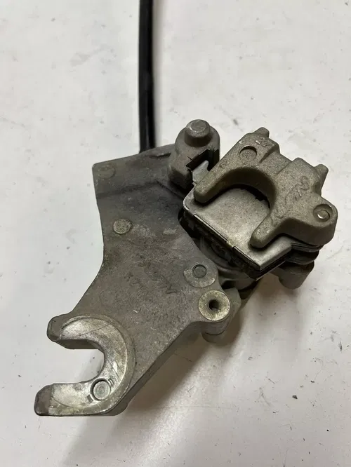 96-04 Honda XR250R xr 250 r GOOD! rear back brake caliper master cyl line mount