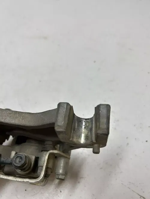 96-04 Honda XR250R xr 250 r GOOD! rear back brake caliper master cyl line mount