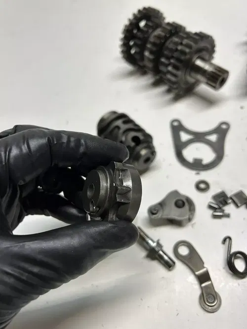 2007 07 Honda CRF450R crf 450 r GOOD! Trans Transmission Gear Shaft Fork Drum