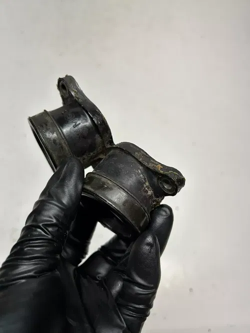 1983 83 Honda XR500R Xr 500 R xr OEM Intake Boot Carb Mount Rubber Clamp