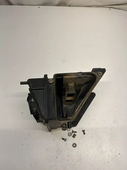 1985 85 Honda XL350R xl350r Xl 350 OEM Air Box Airbox  Free Ship DAMAGE!!!!