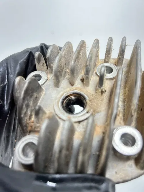 02 2002 Polaris Scrambler 90 2 Stroke OEM GOOD Engine Top End Cylinder Head