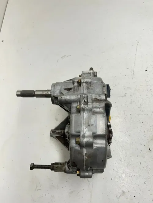 03 2003 Polaris Trailblazer 250 2x4 OEM GOOD Transmission Gearcase Assembly Shaf