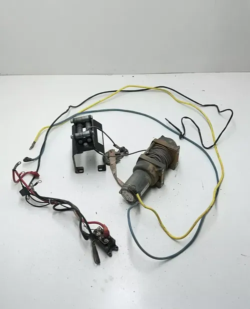 04 2004 Polaris Sportsman 500 HO 4x4 OEM Winch Assembly Guide Hook Pull READ