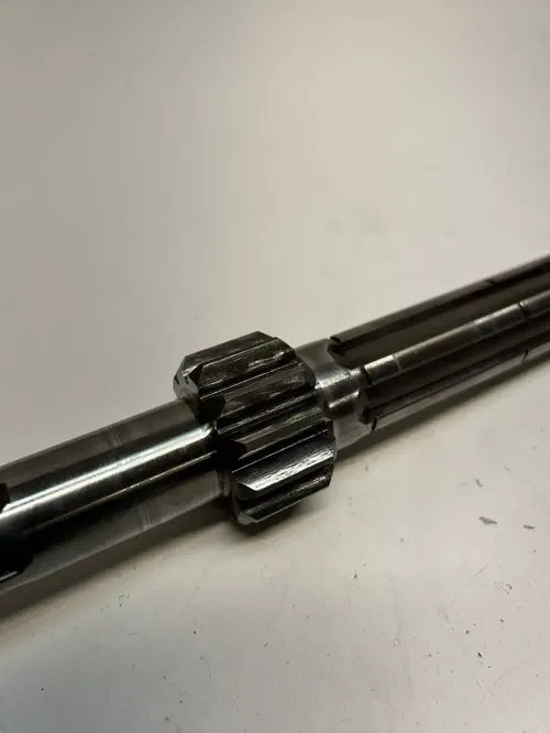 1990 90 SUZUKI LT500R lt 500 r Quadzilla OEM Countershaft #24121-43B00 Trans
